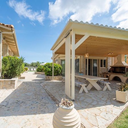 Eleni'S Family Villa Лаганас Экстерьер фото