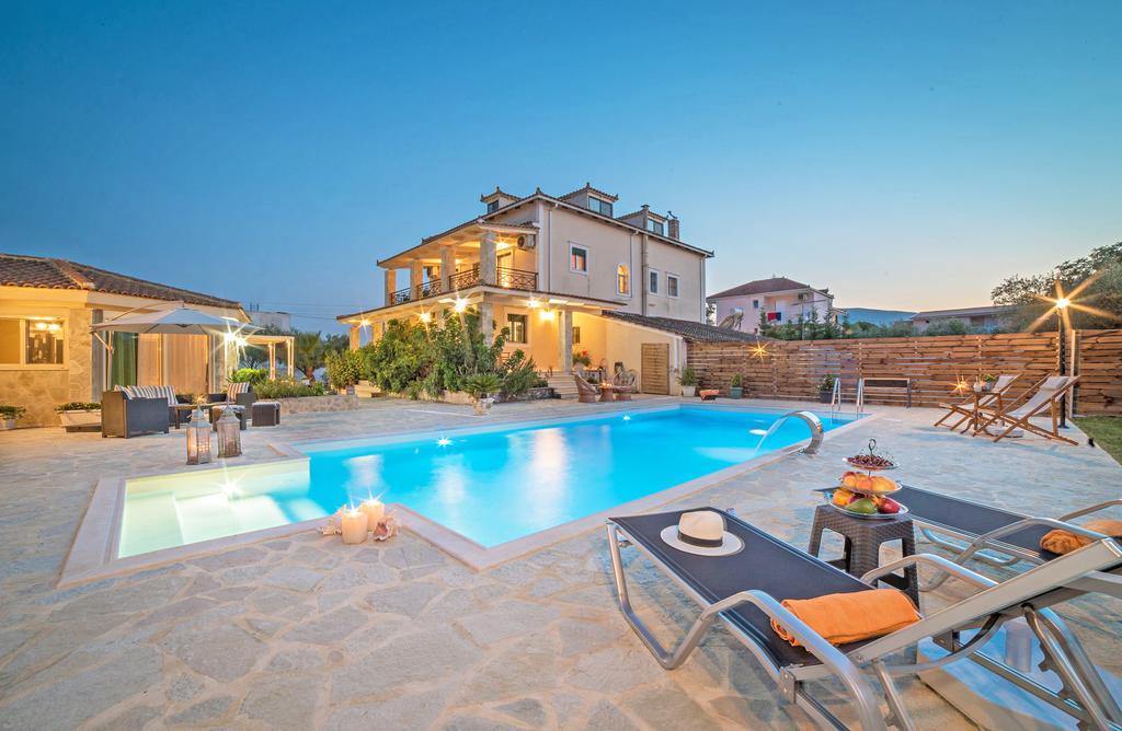Eleni'S Family Villa Лаганас Экстерьер фото