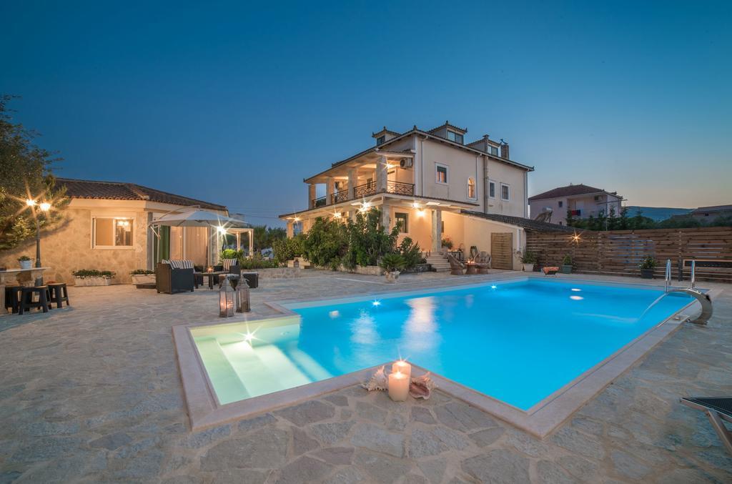 Eleni'S Family Villa Лаганас Экстерьер фото